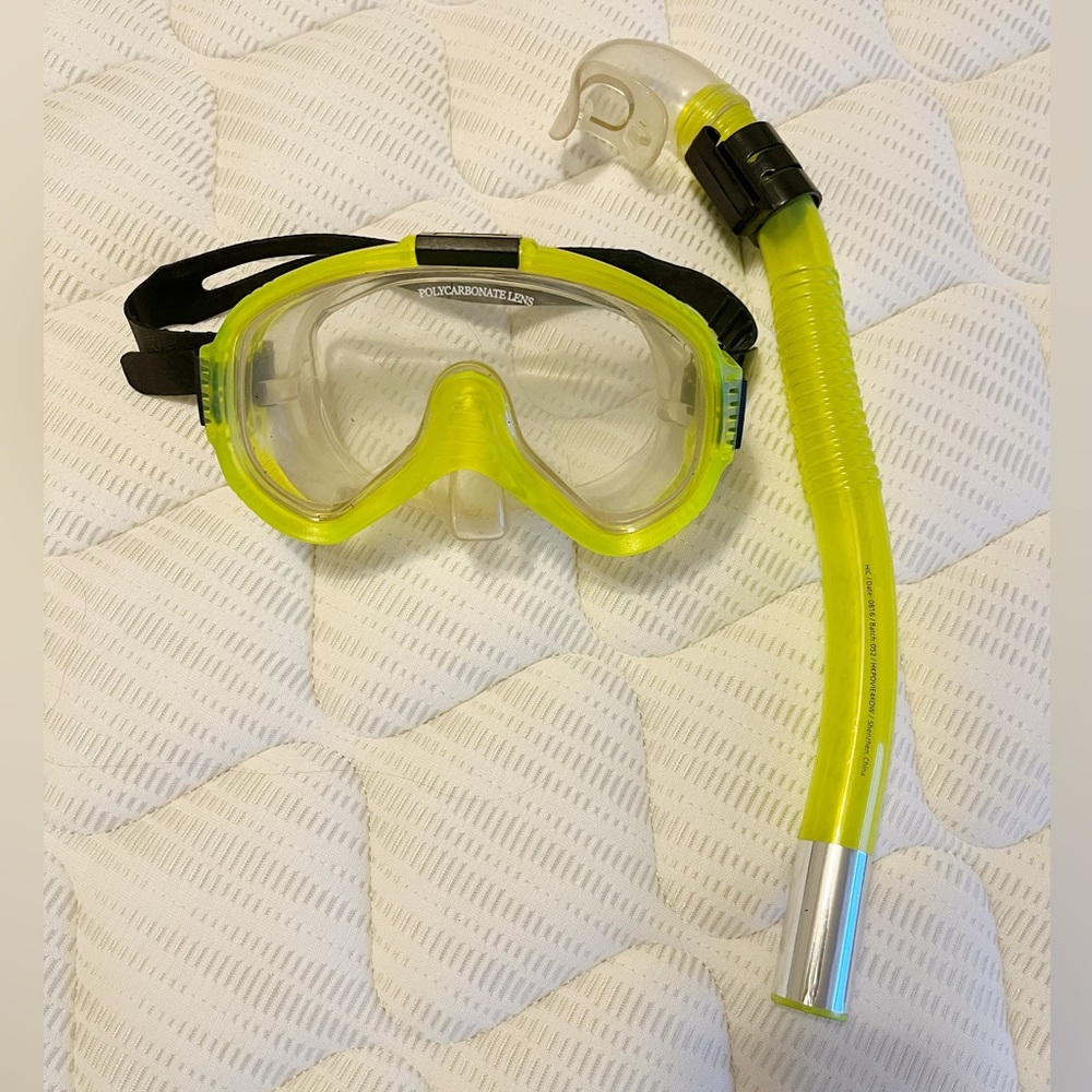 Yellow Snorkel Mask and Tube Set